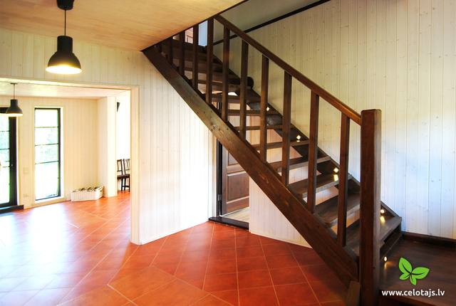 5 Staircase in villa Dzukijos uoga.jpg